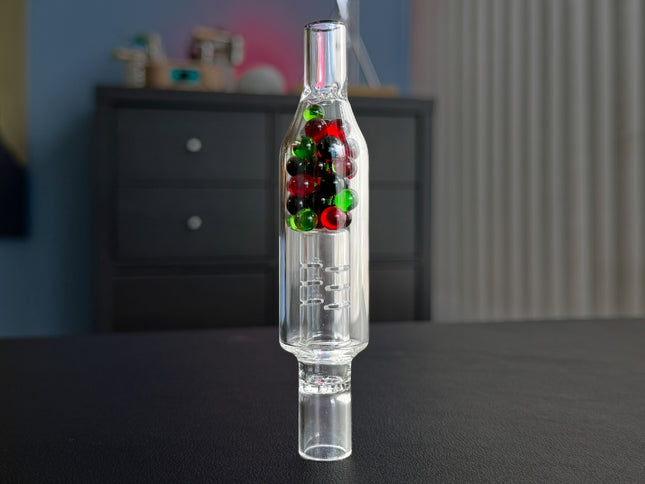 Easy Cleaning – Arizer Evolution Stem in Isopropyl Alcohol – The simple cleaning process—just soak for 10 minutes and rinse for a fresh, clean stem.