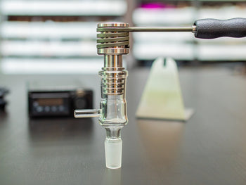 Freight train injector vaporizer in glass bowl
